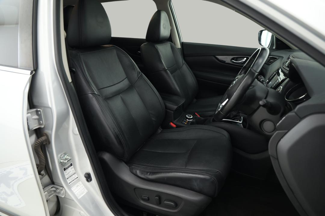 2018 Nissan X-trail Ti (4WD), Automatic, 145764 km, Right Side Front Door Cabin View