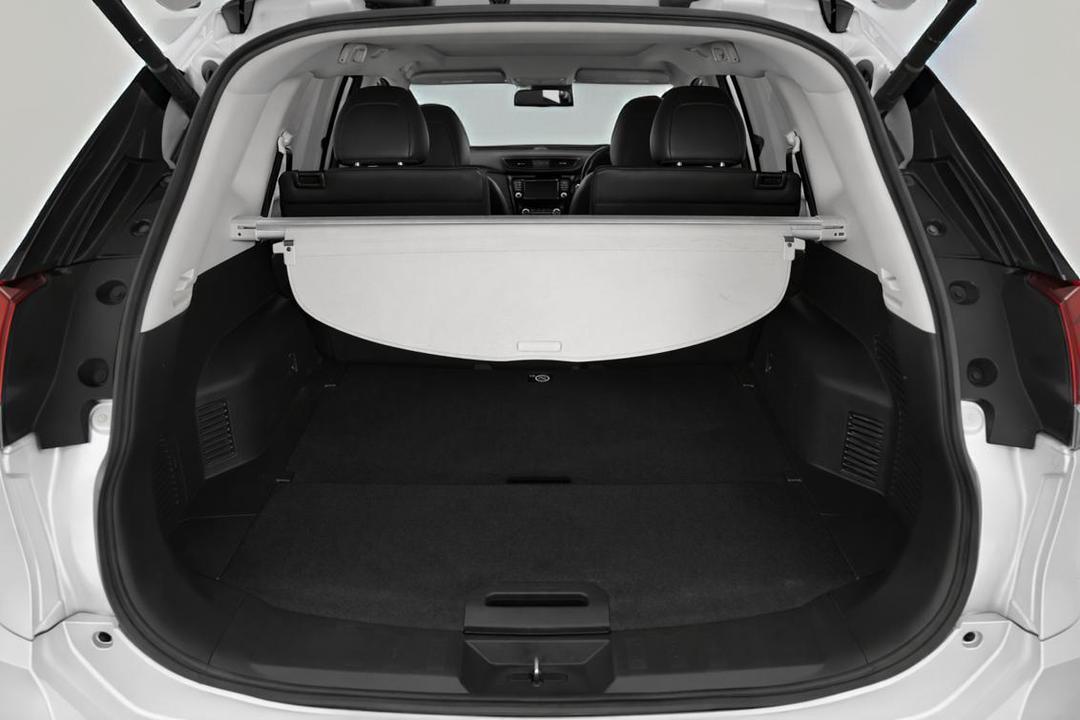 2018 Nissan X-trail Ti (4WD), Automatic, 145764 km, Boot Inside View