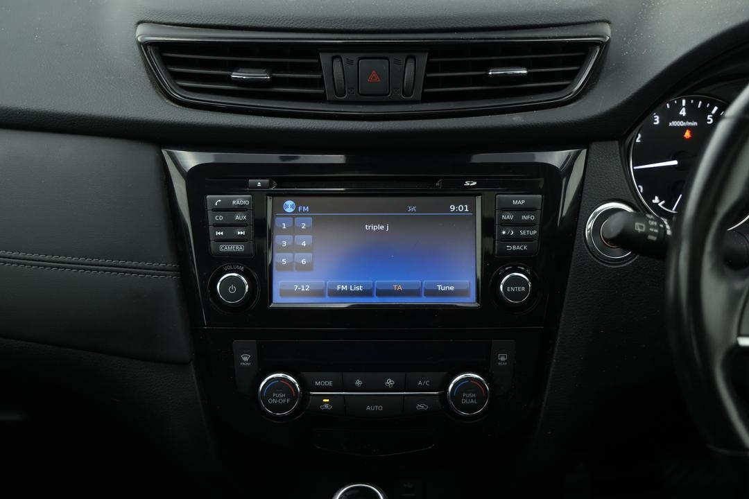 2018 Nissan X-trail Ti (4WD), Automatic, 145764 km, Center Console
