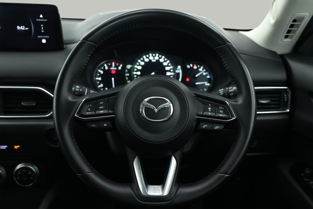 2023 Mazda CX-5 G20 Maxx (FWD), Automatic, 61900 km, Steering Wheel Close-up
