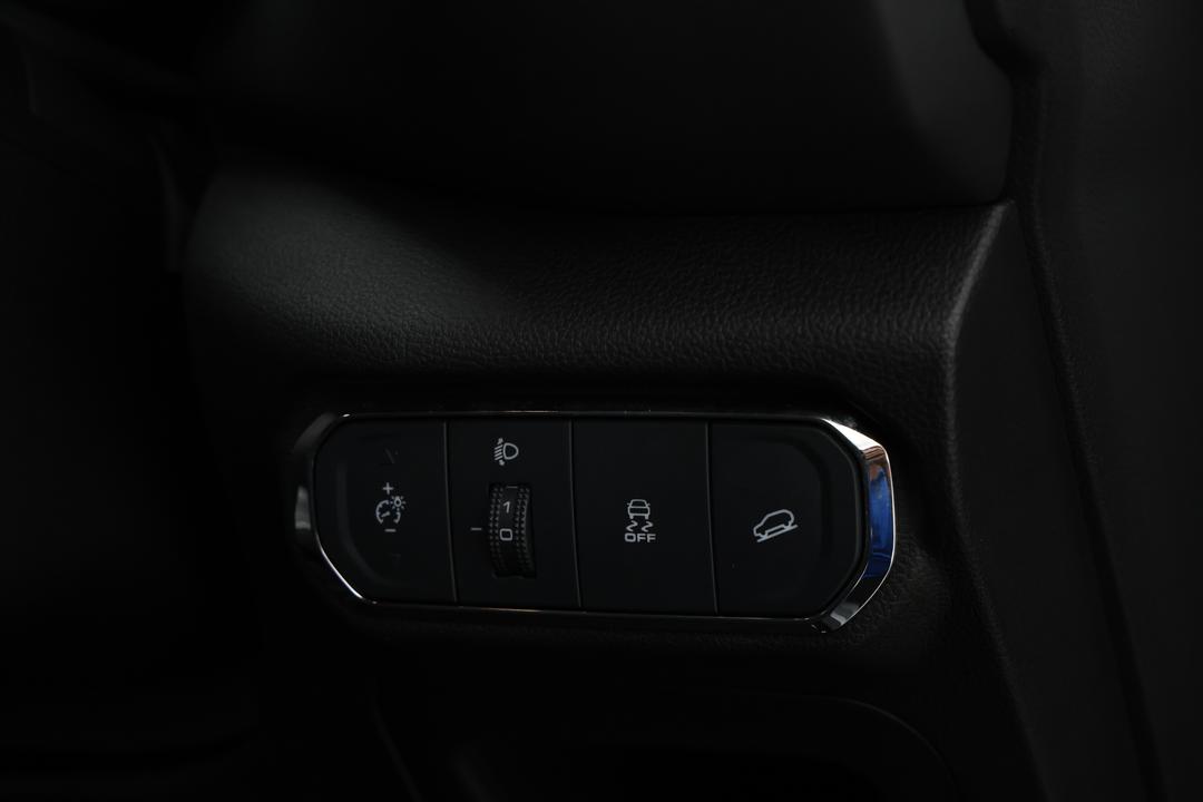 2022 GWM Haval Jolion Lux, Automatic, 28847 km, Utility Switches/Buttons
