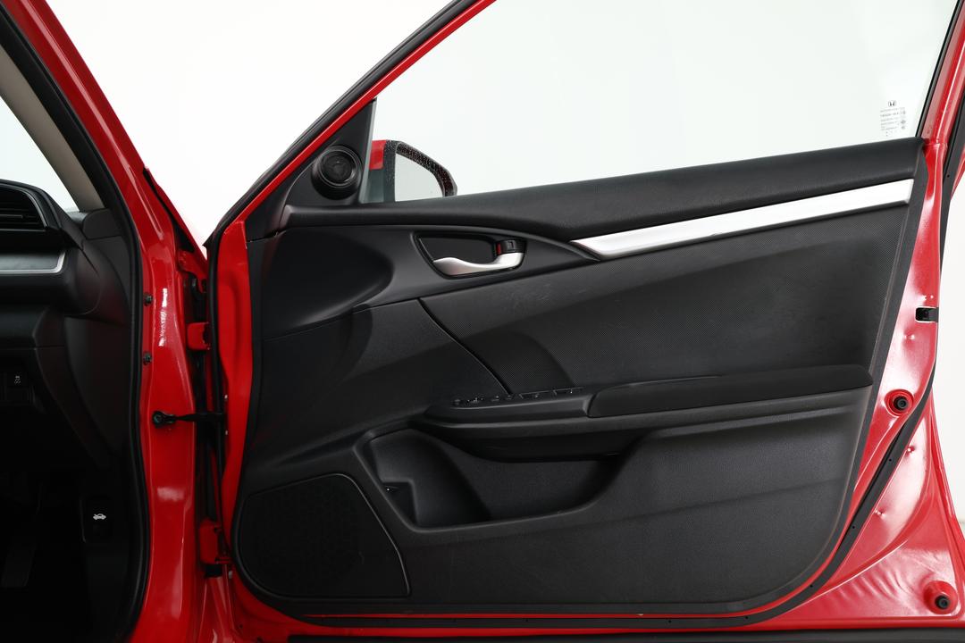 2017 Honda Civic Vti, Automatic, 91730 km, Speaker View