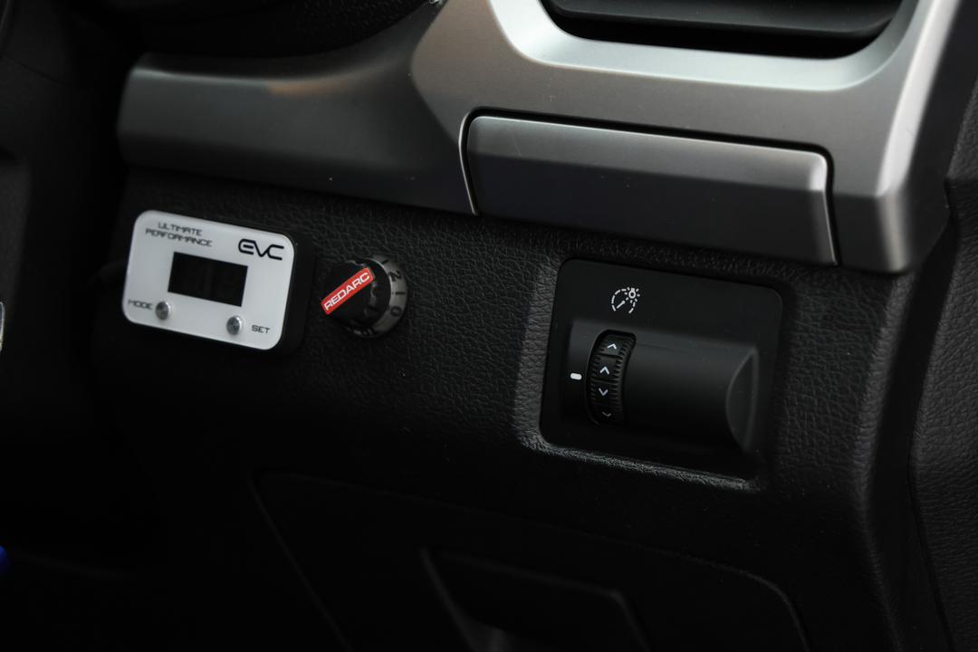 2019 LDV T60 Pro (4x4), Automatic, 116093 km, Utility Switches/Buttons