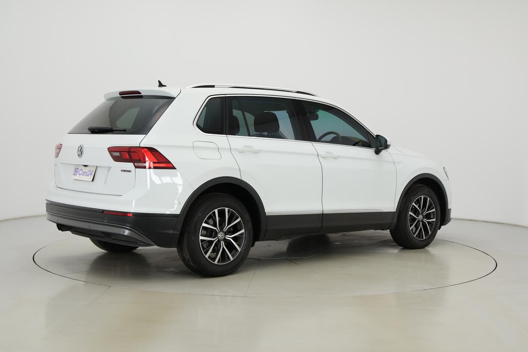 2018 Volkswagen Tiguan 132 Tsi Comfortline, Automatic, 107338 km, Right Back Diagonal (45- Degree) View