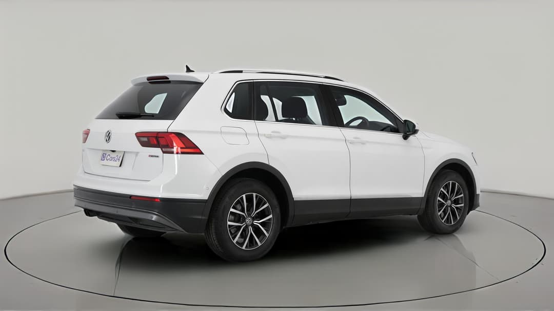 2018 Volkswagen Tiguan 132 Tsi Comfortline, Automatic, 107338 km, Right Back Diagonal (45- Degree) View