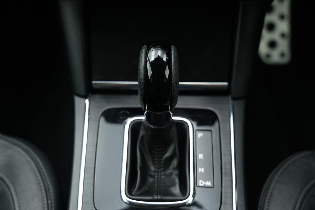 2018 Subaru Liberty 2.5i Premium, Automatic, 110698 km, Gear Lever 