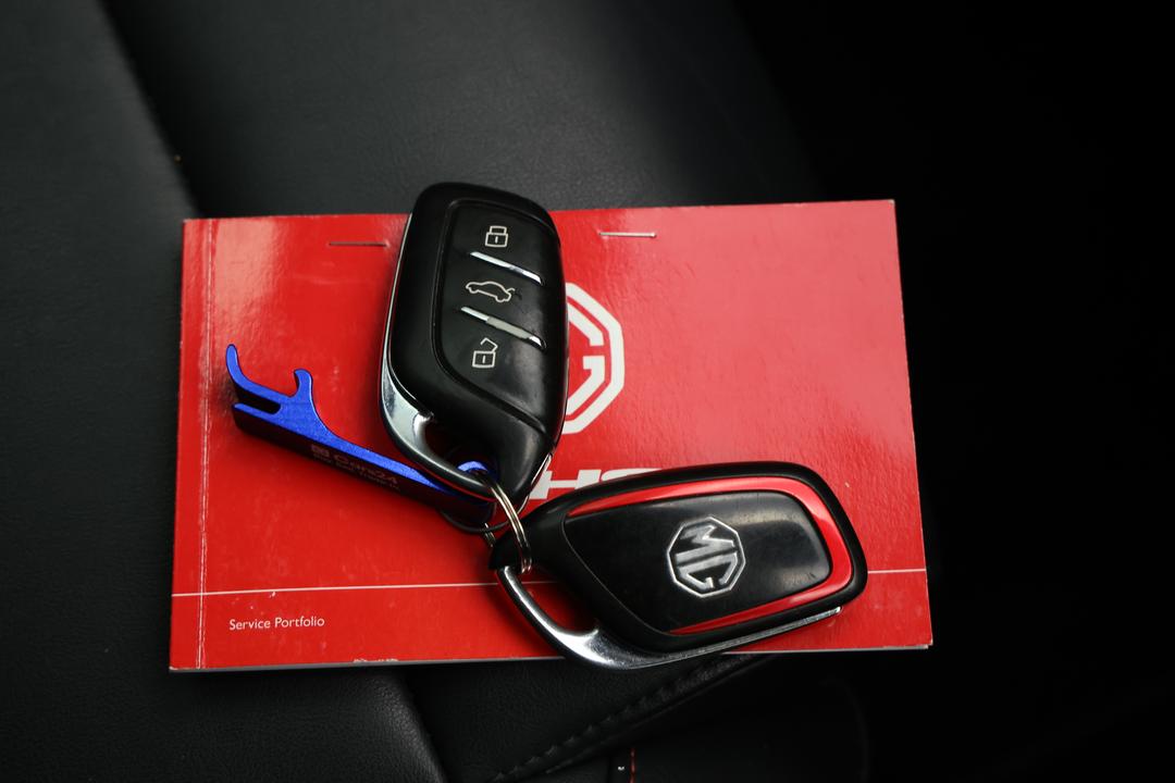 2020 MG HS Excite, Automatic, 62216 km, Key Close-up