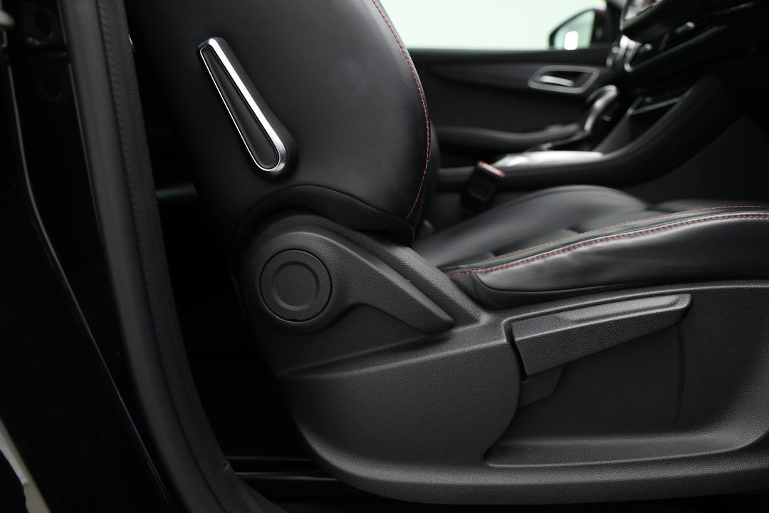 2020 MG HS Excite, Automatic, 62216 km, Drivers Side Adjustment Panel