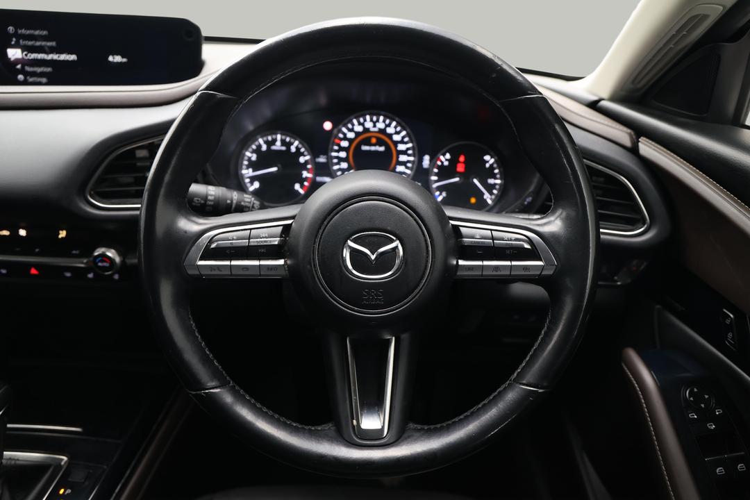 2022 Mazda CX-30 G25 Astina (FWD), Automatic, 111796 km, Steering Wheel Close-up