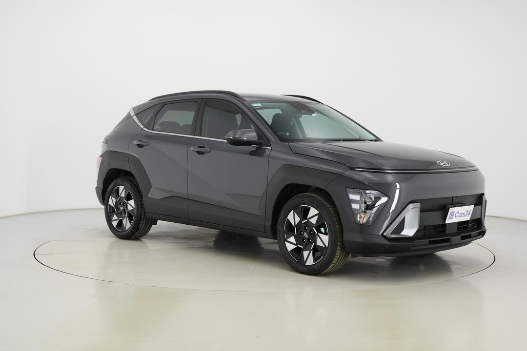 2024 Hyundai Kona Kona, Automatic, 10080 km, Right Front Diagonal (45- Degree) View
