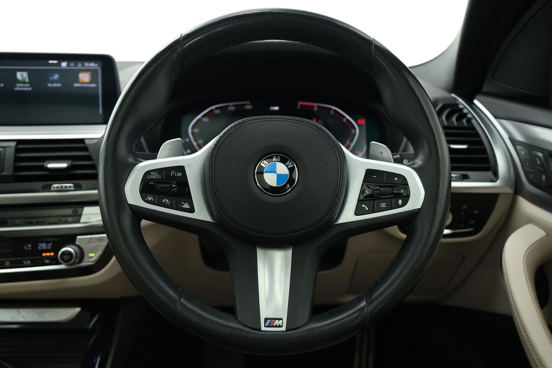 2020 BMW X3 xDrive30i M Sport, Automatic, 35458 km, Steering Wheel Close-up