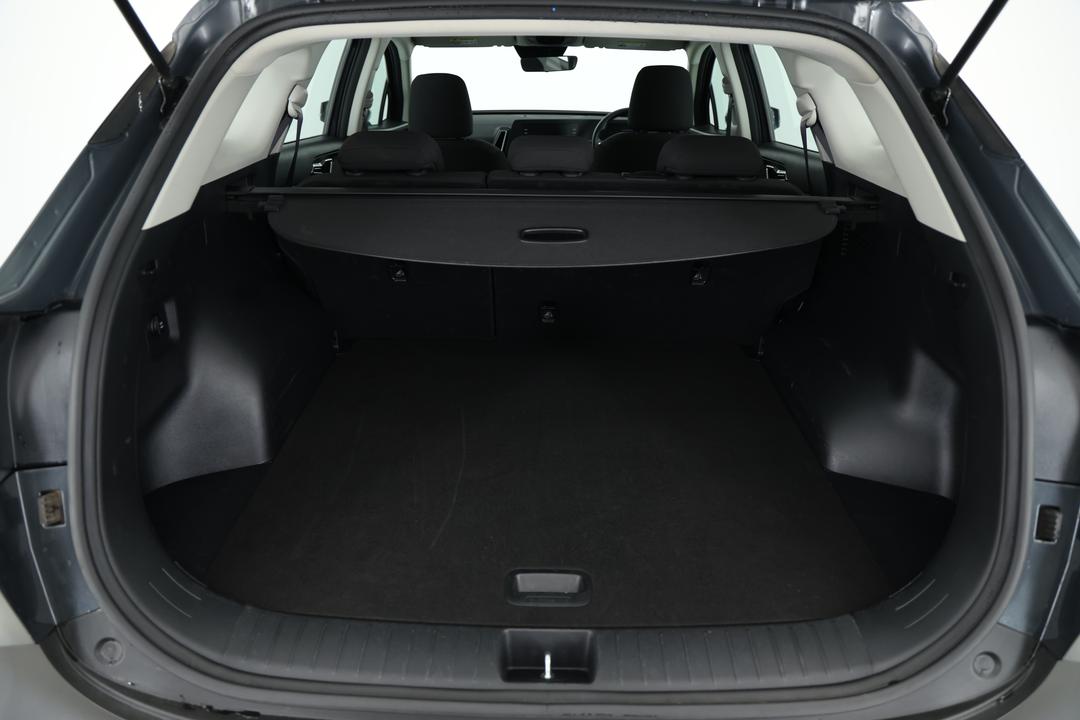 2024 Kia Sportage S (FWD), Automatic, 50766 km, Boot Inside View
