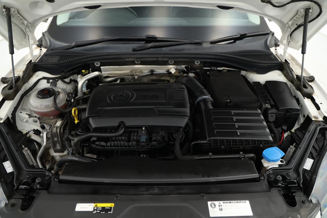 2018 SKODA Superb 162 Tsi, Automatic, 95271 km, Open Bonnet (Engine)