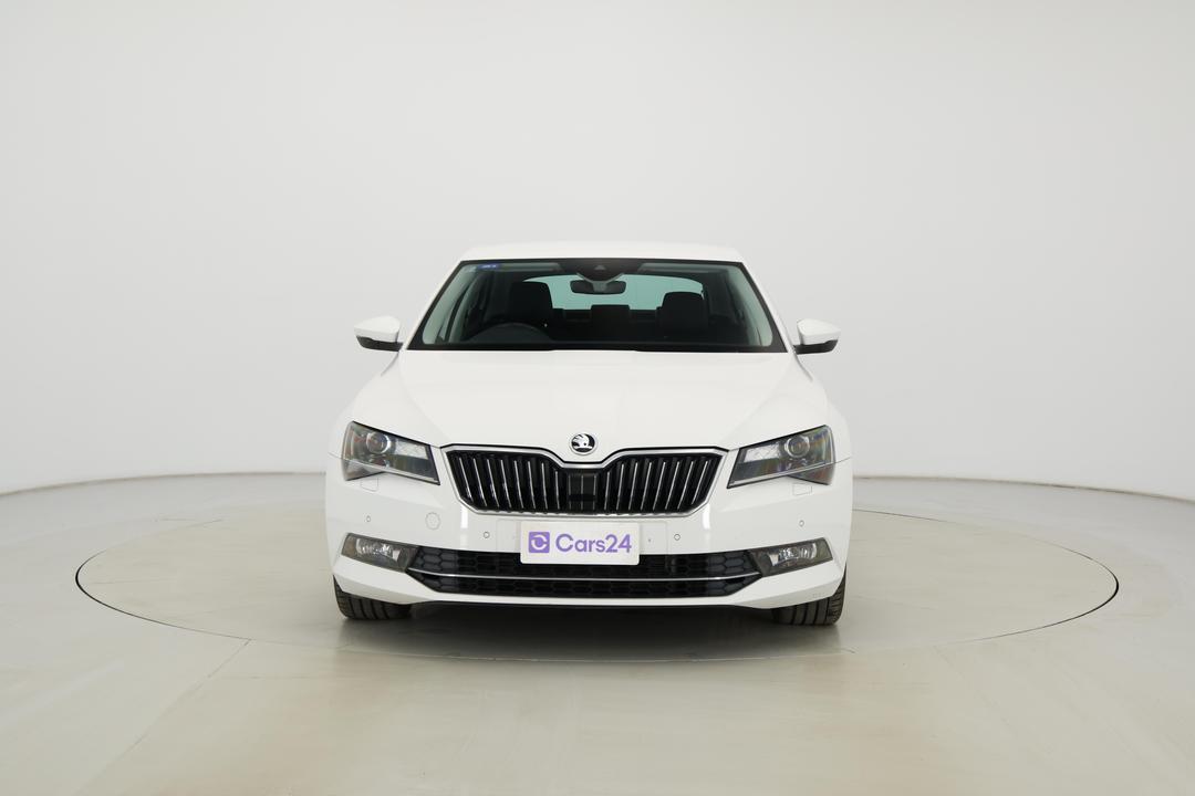 2018 SKODA Superb 162 Tsi, Automatic, 95271 km, Front View