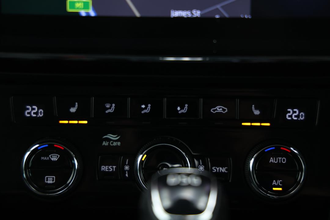 2018 SKODA Superb 162 Tsi, Automatic, 95271 km, Ventilated Seats