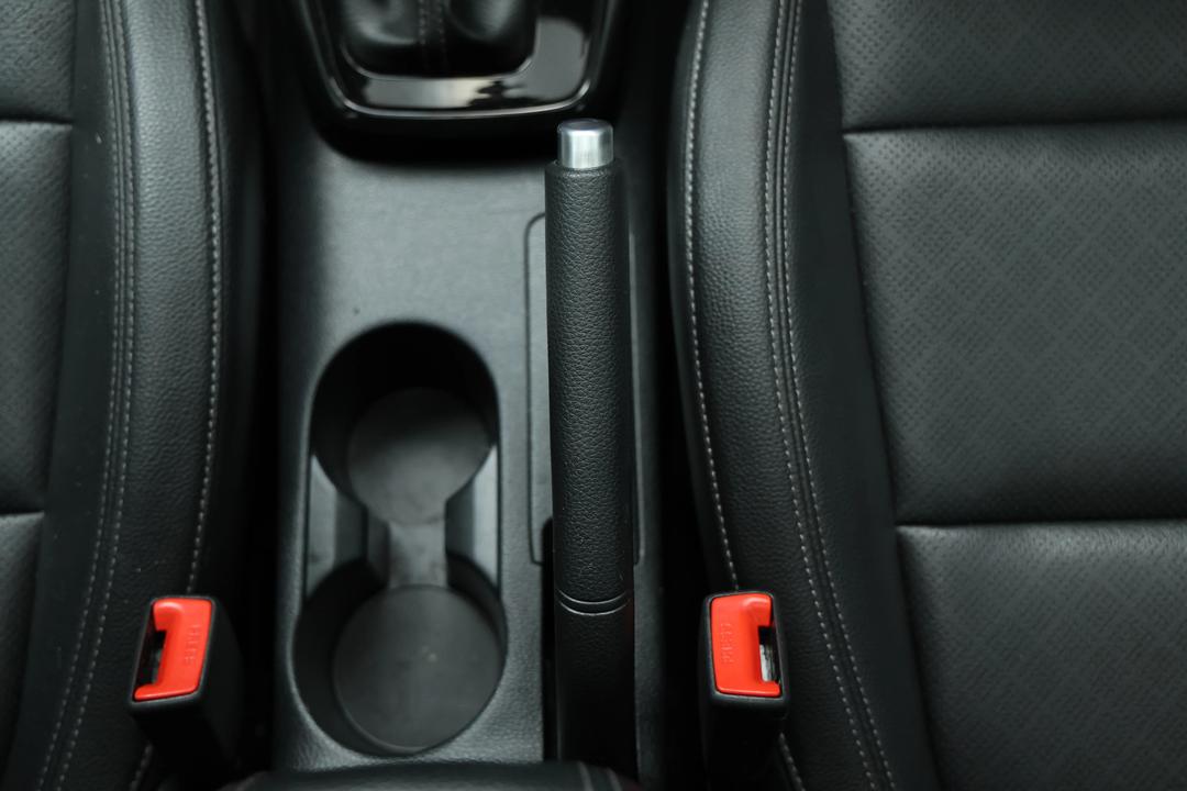 2021 Kia Rio Sx, Automatic, 26430 km, Handbrake