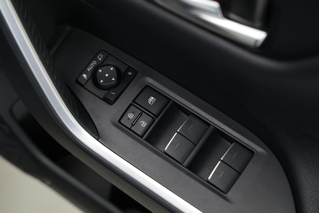 2023 Toyota RAV4 Cruiser (2WD) Hybrid, Automatic, 47445 km, Drivers Side Door Panel Controls