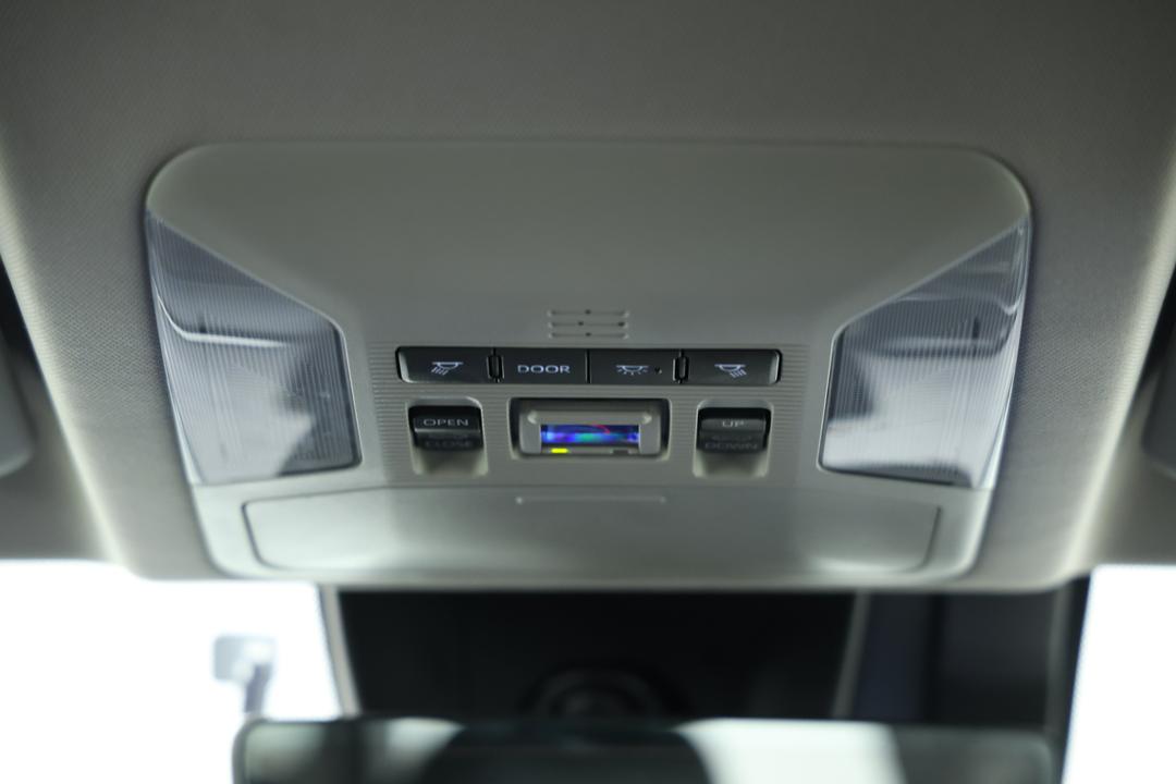 2023 Toyota RAV4 Cruiser (2WD) Hybrid, Automatic, 47445 km, On-Roof Controls/Sunglass holder