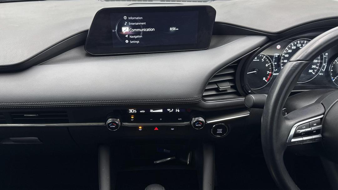 2022 Mazda 3 G20 Touring, Automatic, 56478 km, Center Console