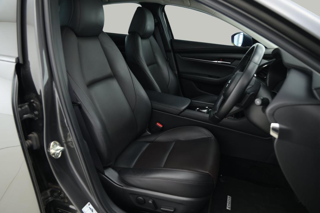 2022 Mazda 3 G20 Touring, Automatic, 56478 km, Right Side Front Door Cabin View