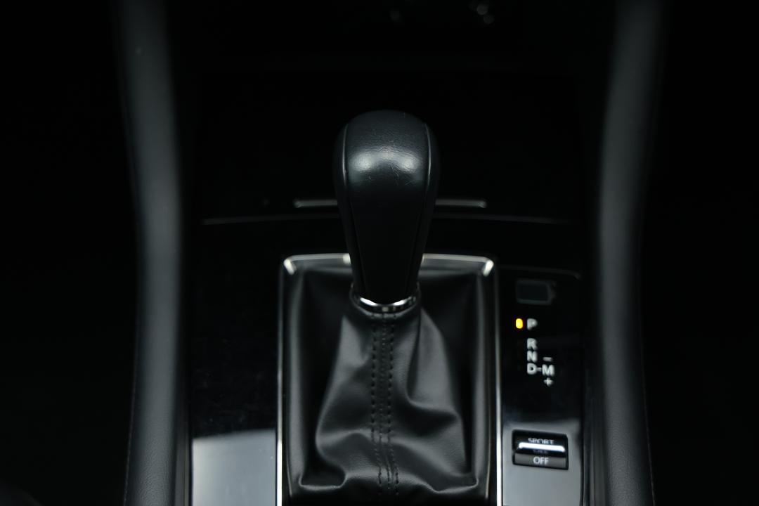 2022 Mazda 3 G20 Touring, Automatic, 56478 km, Gear Lever 