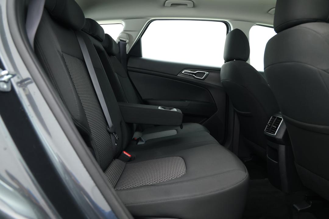 2024 Kia Sportage S (FWD), Automatic, 51037 km, Right Side Rear Door Cabin View