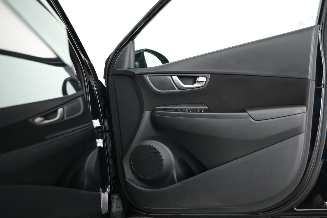 2020 Hyundai Kona Active (FWD), Automatic, 128926 km, Speaker View