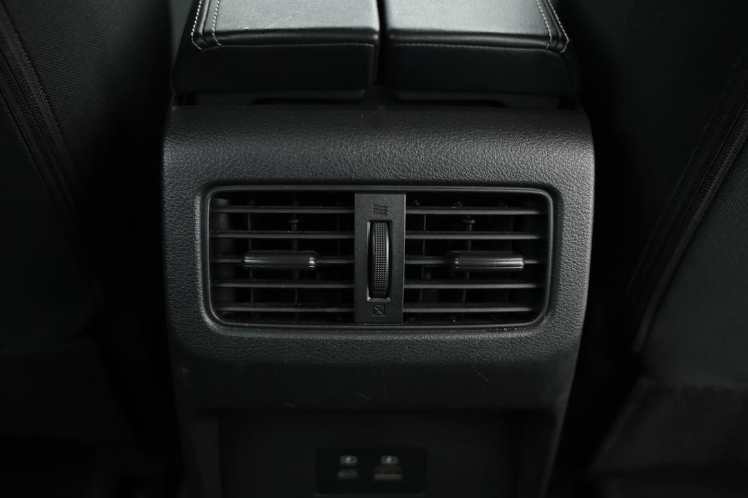 2024 Nissan X-trail St (4WD) 7 Seat, Automatic, 30229 km, Rear A/C Vent