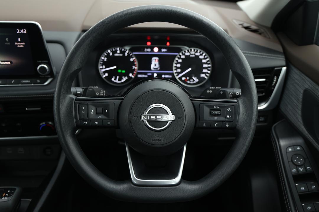 2024 Nissan X-trail St (4WD) 7 Seat, Automatic, 30229 km, Steering Wheel Close-up