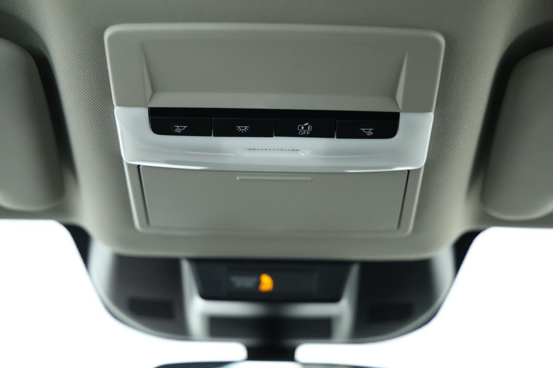 2024 Nissan X-trail St (4WD) 7 Seat, Automatic, 30229 km, On-Roof Controls/Sunglass holder