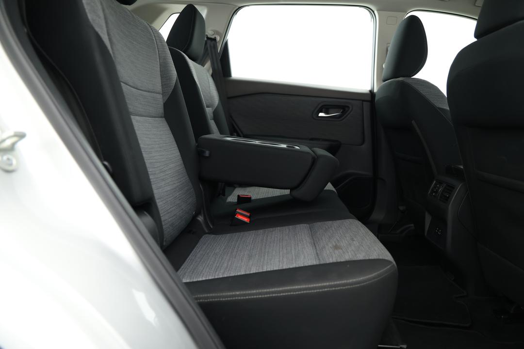 2024 Nissan X-trail St (4WD) 7 Seat, Automatic, 30229 km, Right Side Rear Door Cabin View