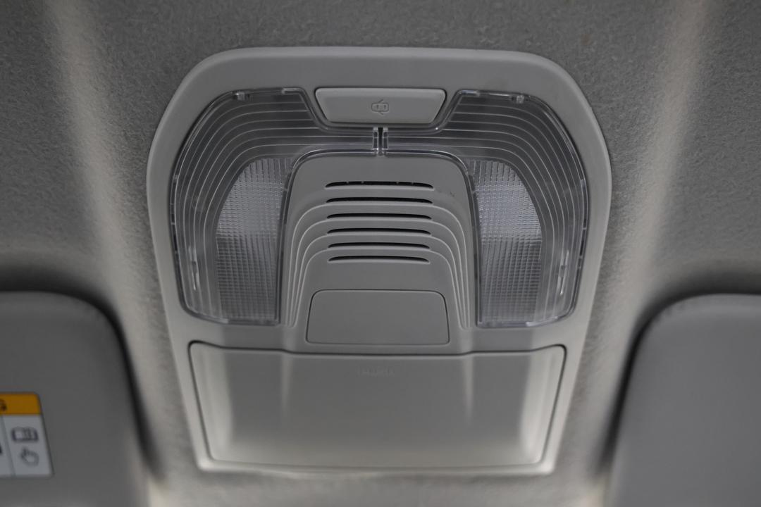 2020 Isuzu D-MAX Sx High Ride (4x2), Automatic, 107804 km, On-Roof Controls/Sunglass holder