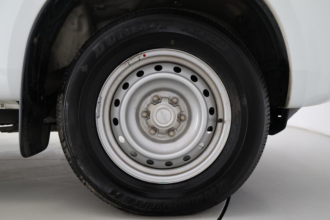 2020 Isuzu D-MAX Sx High Ride (4x2), Automatic, 107804 km, Right Front Wheel