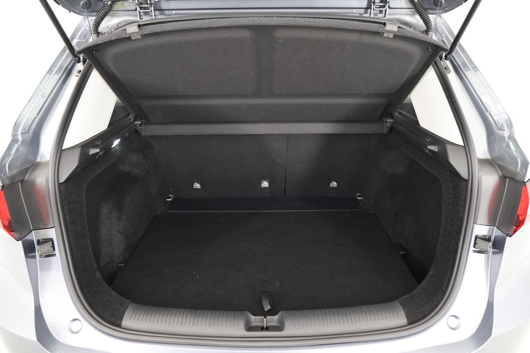 2025 MG ZS Essence Turbo, Automatic, 18216 km, Boot Inside View