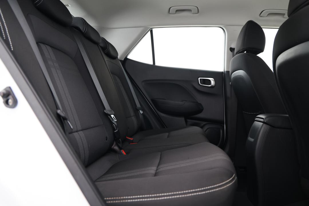 2025 Hyundai Venue Venue, Automatic, 21844 km, Right Side Rear Door Cabin View