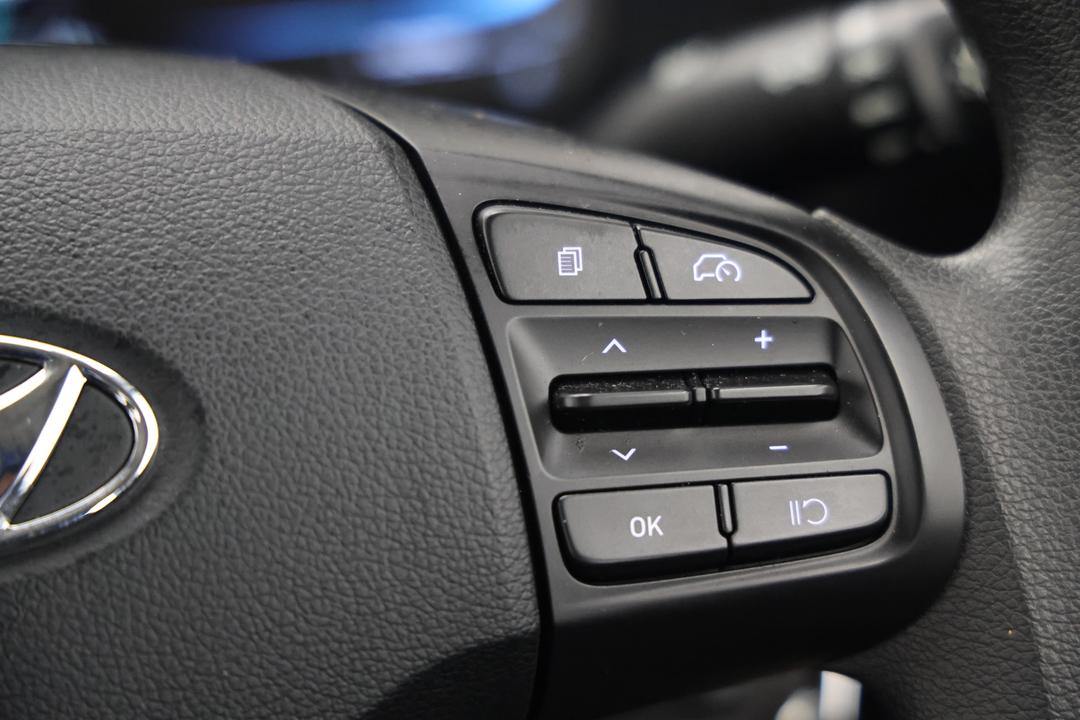 2025 Hyundai Venue Venue, Automatic, 21844 km, Cruise Control