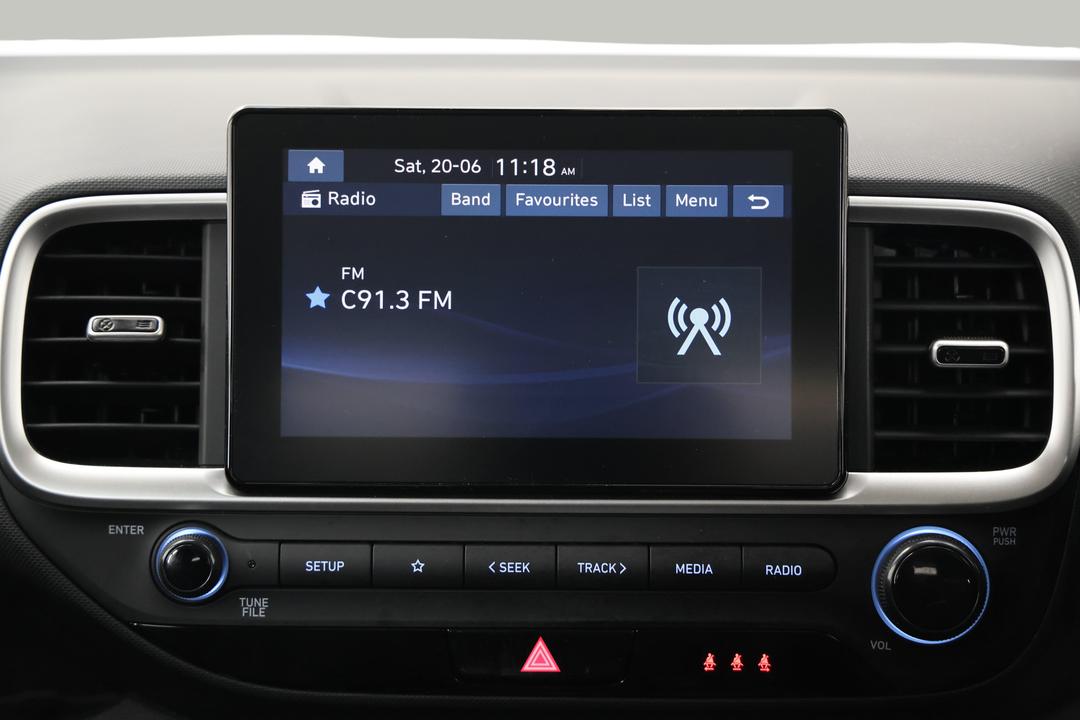 2025 Hyundai Venue Venue, Automatic, 21844 km, Infotainment System