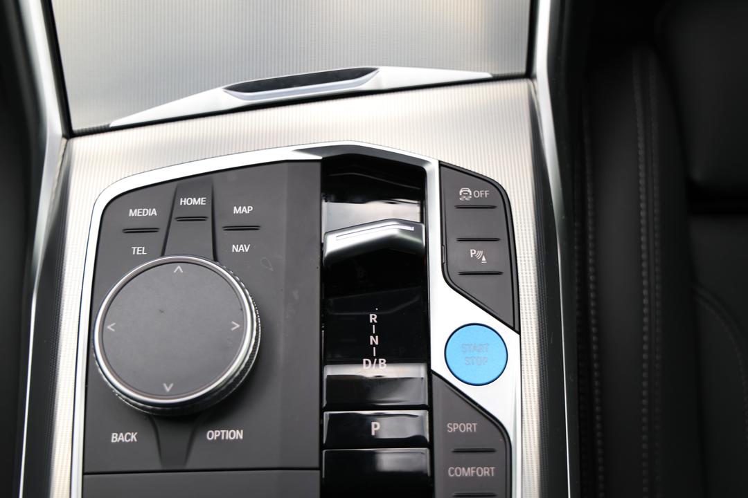 2023 BMW I4 Edrive35 Gran Coupe, Automatic, 13462 km, Gear Lever 