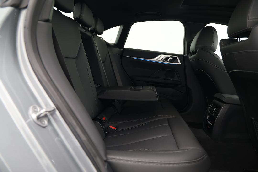 2023 BMW I4 Edrive35 Gran Coupe, Automatic, 13462 km, Right Side Rear Door Cabin View