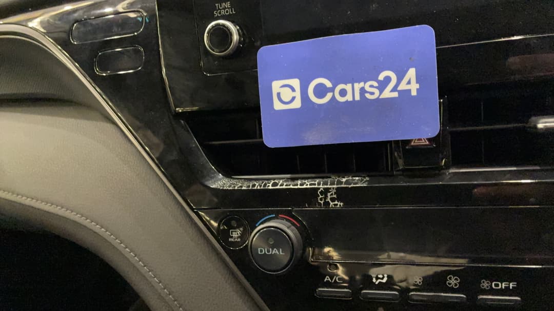 2023 Toyota Camry Ascent Hybrid, Automatic, 19931 km, Miscellaneous Interior Wear