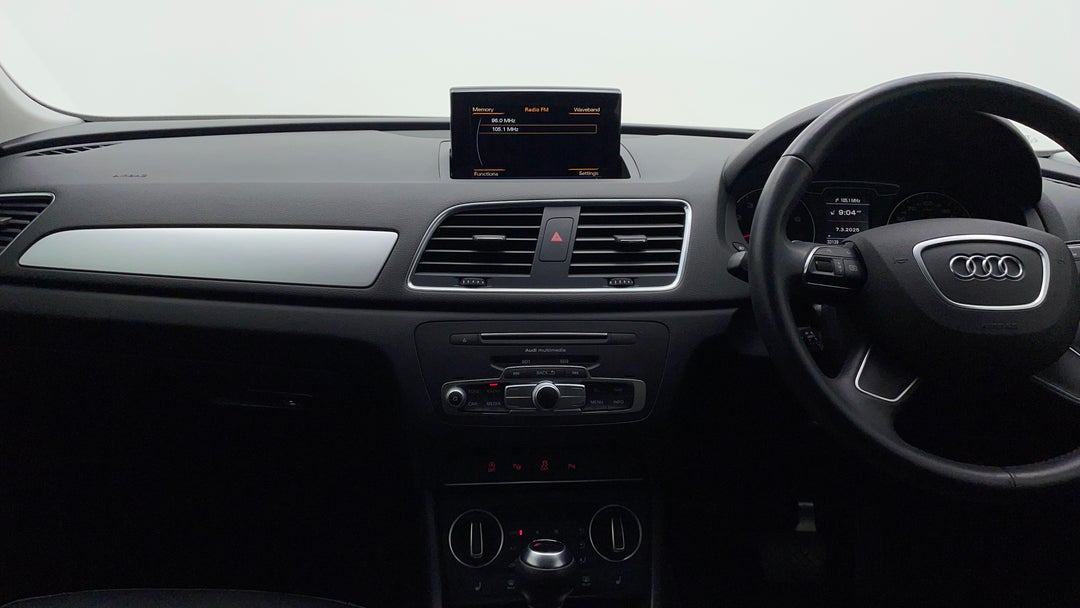 2016 Audi Q3 1.4 Tfsi (110kw), Automatic, 33139 km, Center Console