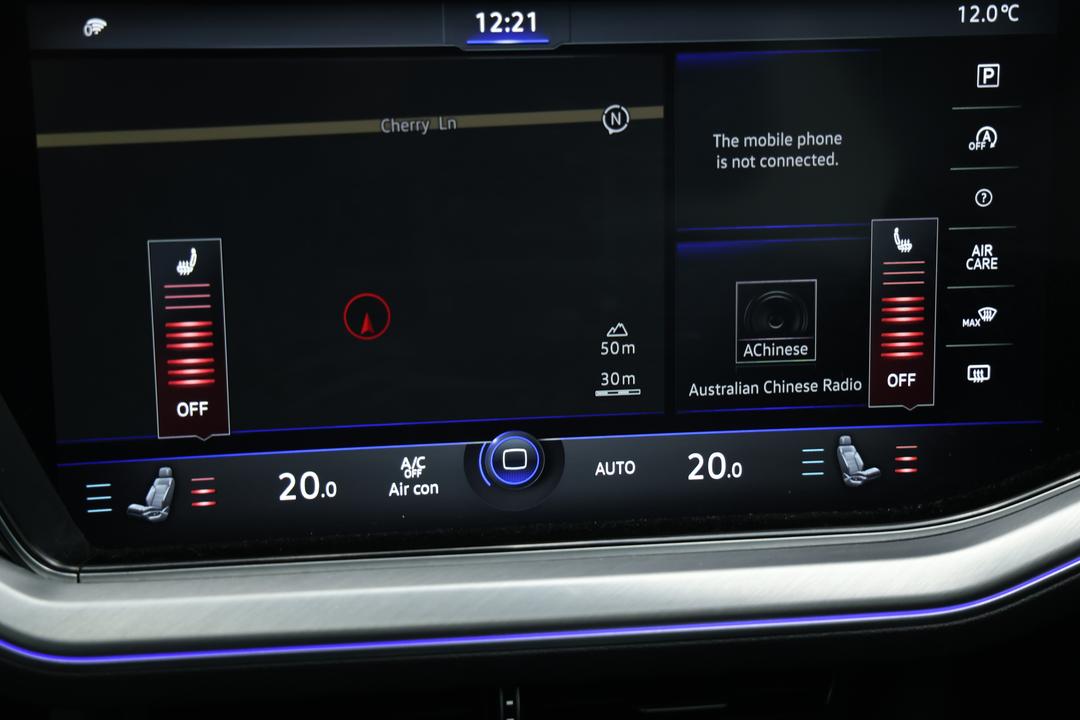 2022 Volkswagen Touareg 210tdi Elegance, Automatic, 74805 km, Android/Apple Car Play