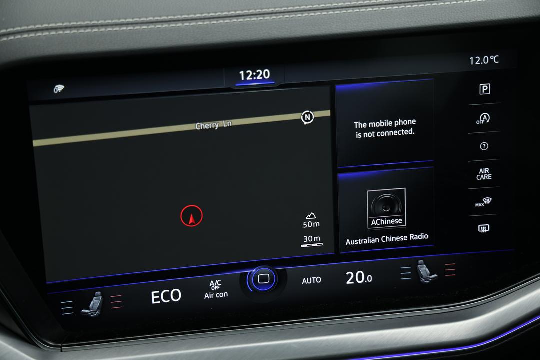 2022 Volkswagen Touareg 210tdi Elegance, Automatic, 74805 km, Infotainment System