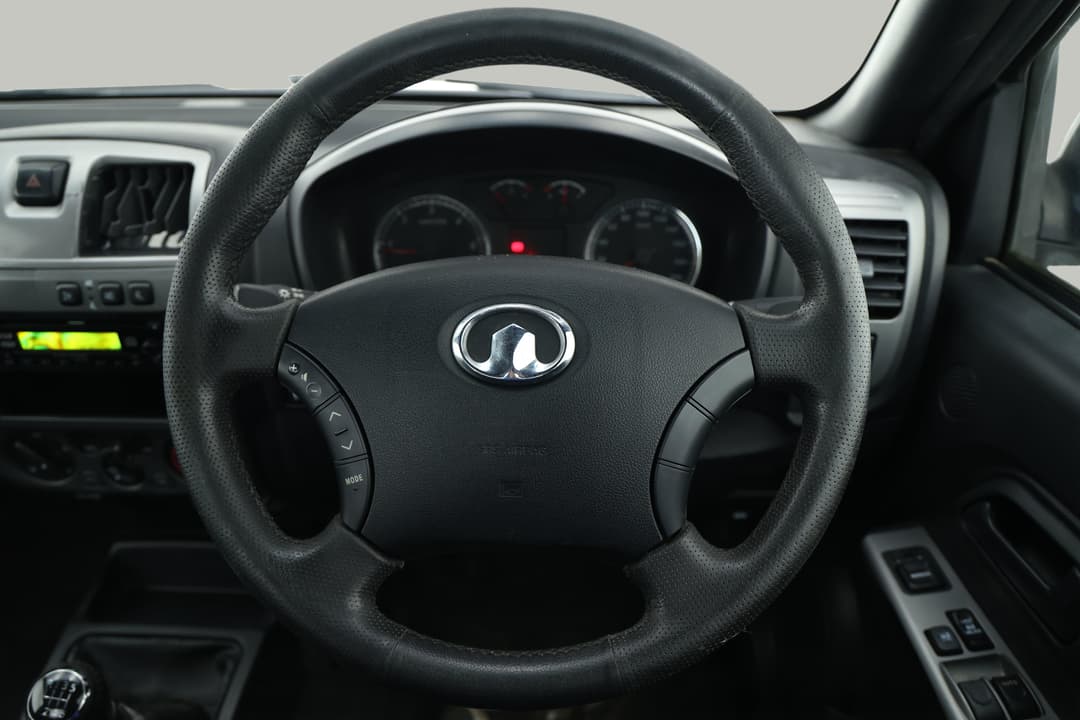 2020 Great Wall Steed (4x4), Manual, 88716 km, Steering Wheel Close-up