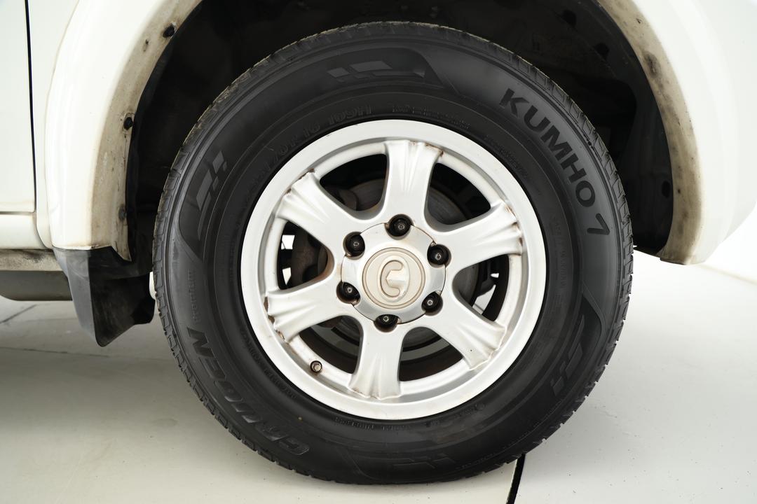 2020 Great Wall Steed (4x4), Manual, 88000 km, Right Front Wheel