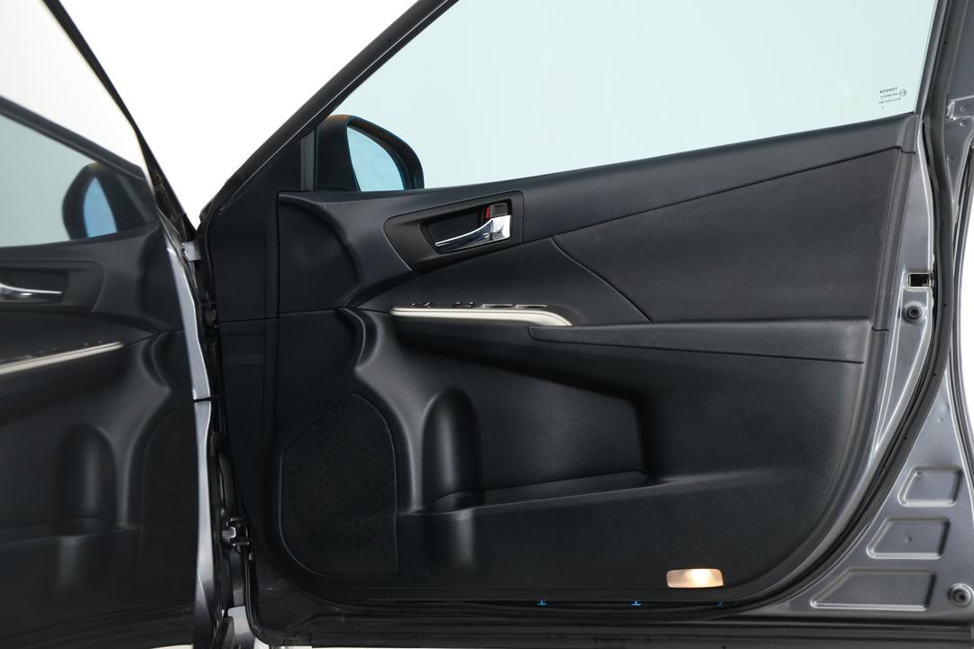 2016 Toyota Aurion At-X, Automatic, 106114 km, Speaker View