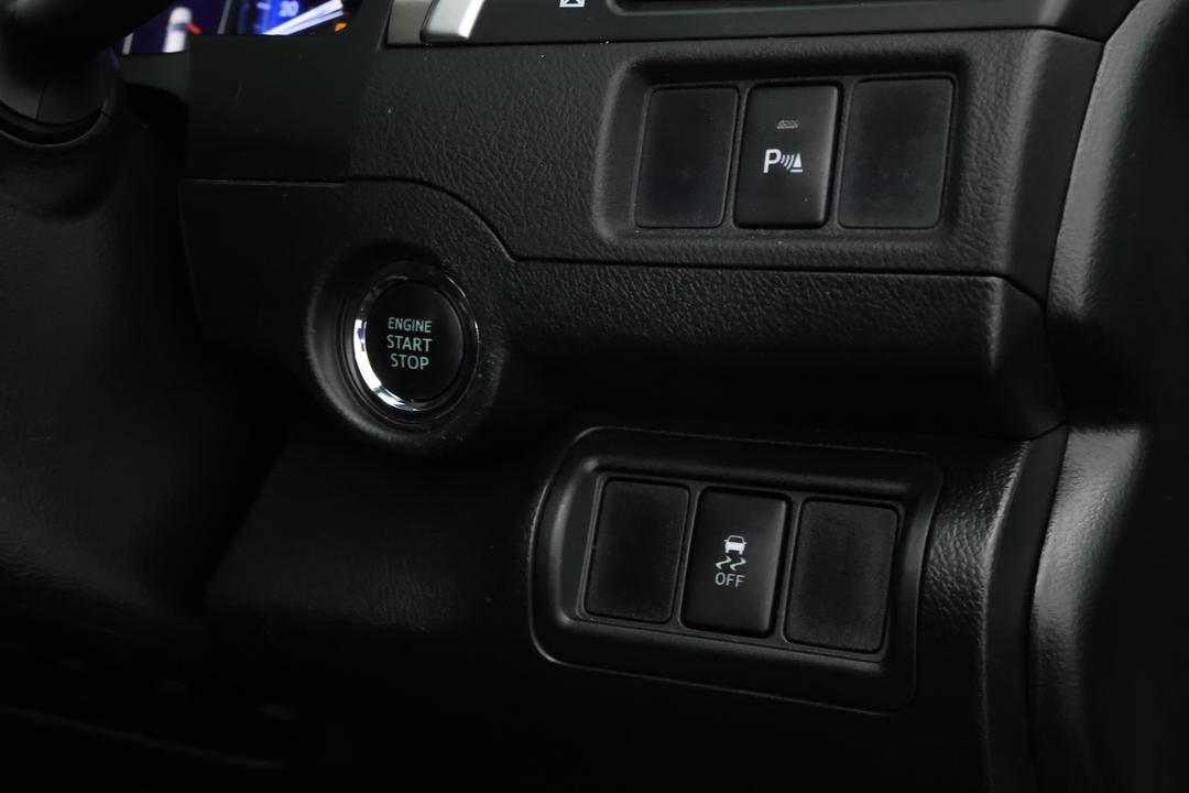 2016 Toyota Aurion At-X, Automatic, 106114 km, Utility Switches/Buttons