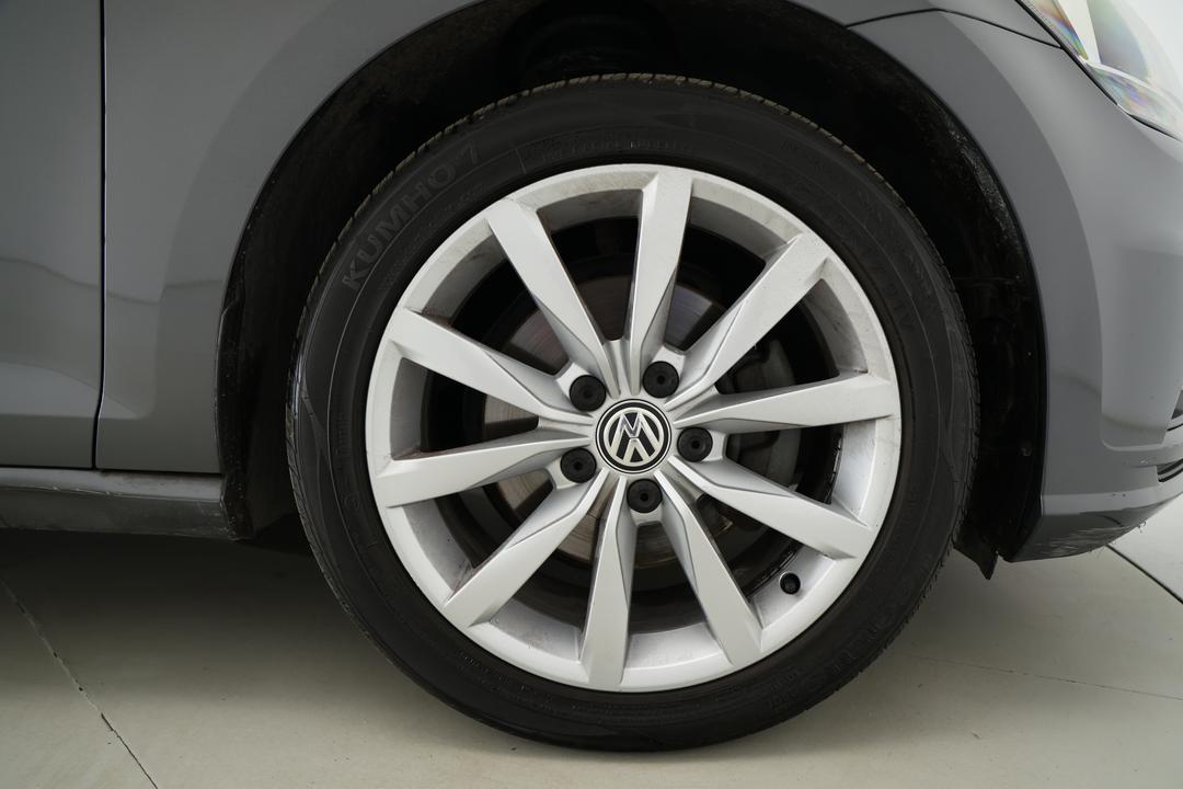 2020 Volkswagen Golf 110 Tsi Comfortline, Automatic, 100676 km, Right Front Wheel