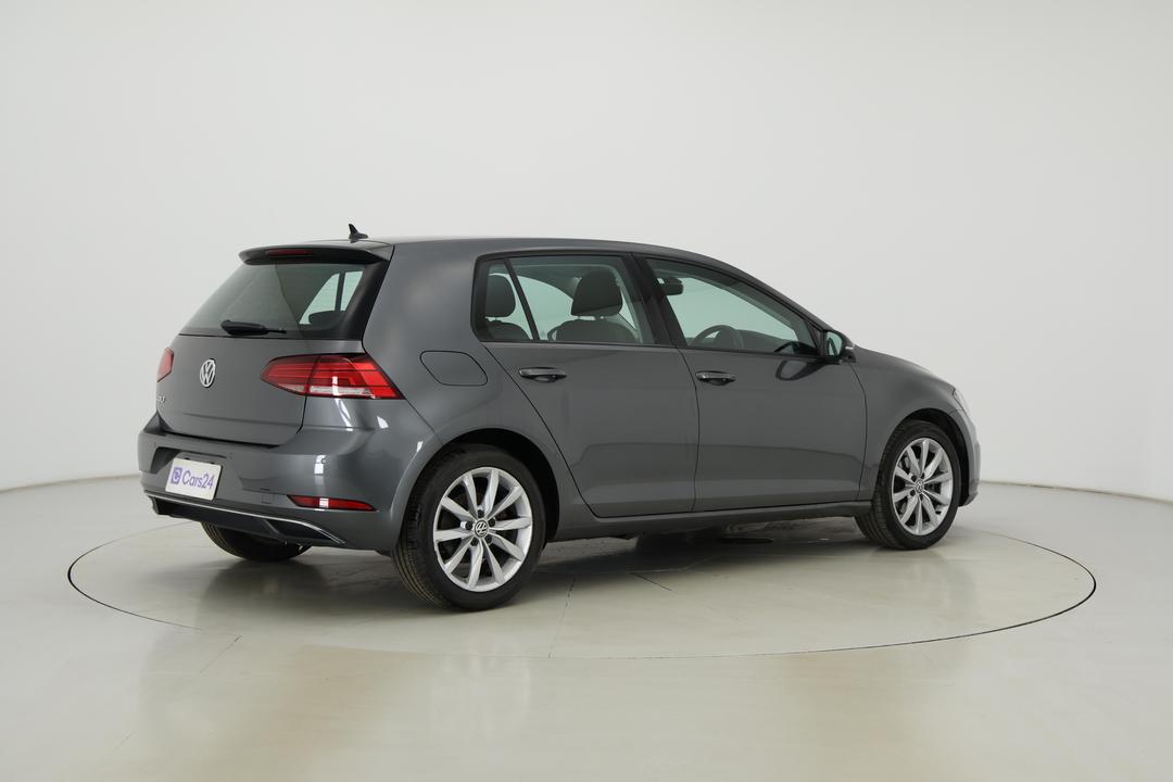 2020 Volkswagen Golf 110 Tsi Comfortline, Automatic, 100676 km, Right Back Diagonal (45- Degree) View