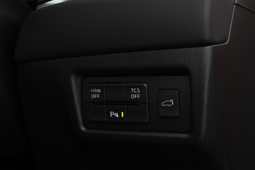 2017 Mazda CX-5 Gt (4x4), Automatic, 95984 km, Utility Switches/Buttons